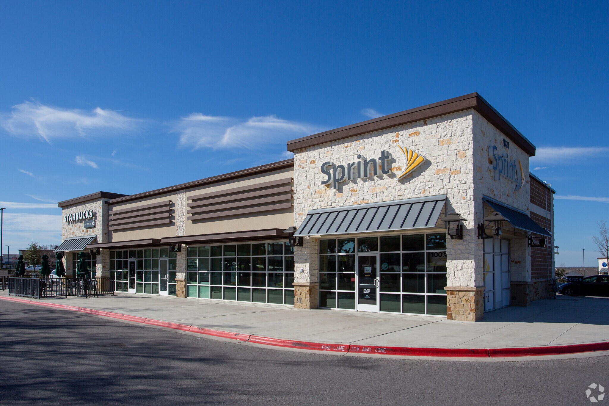 1818-1820 Crystal Falls Pky, Leander, TX à louer Photo principale– Image 1 sur 2