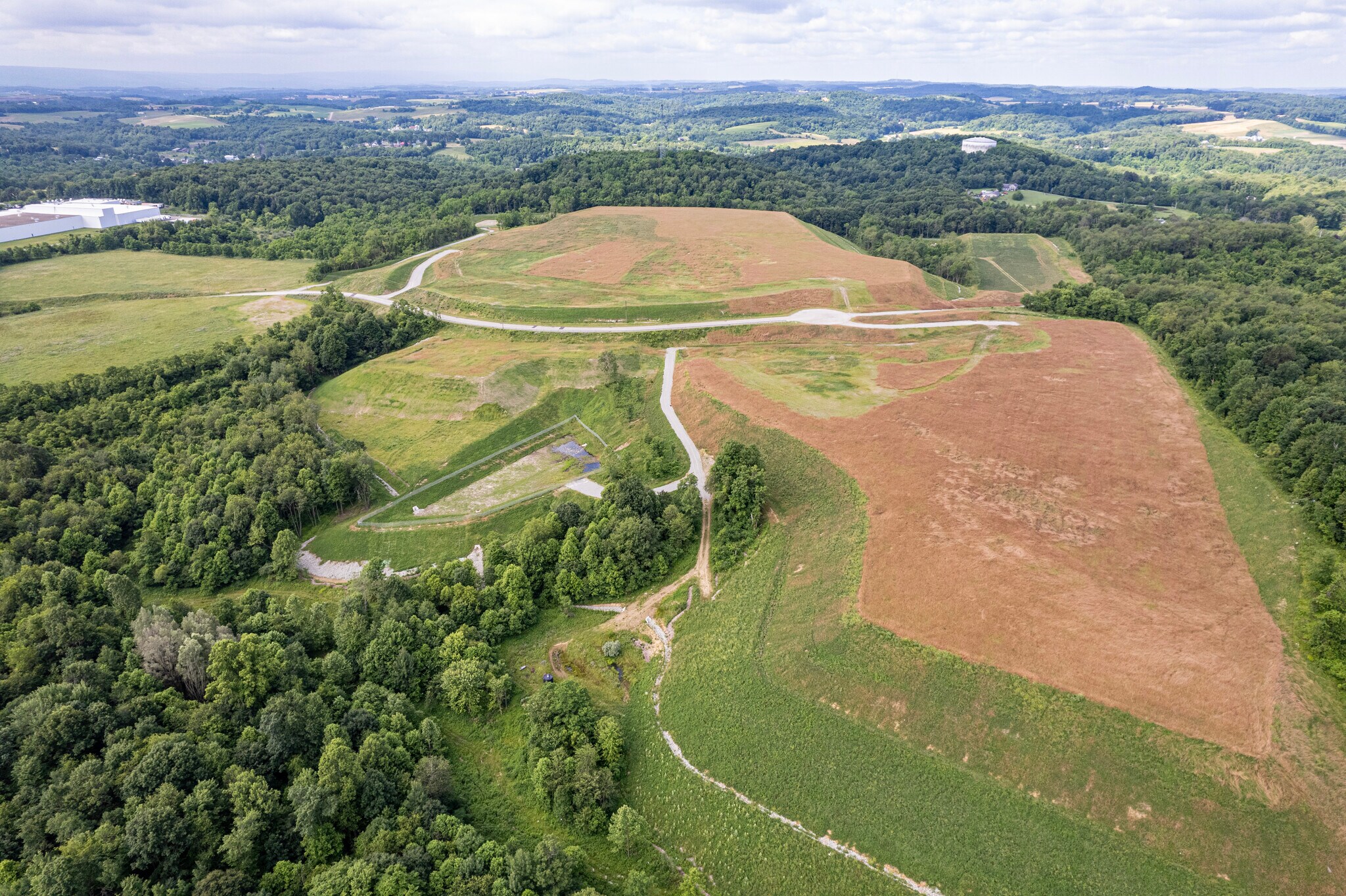 Jaybird Way, Ruffs Dale, PA à vendre Photo principale– Image 1 sur 10