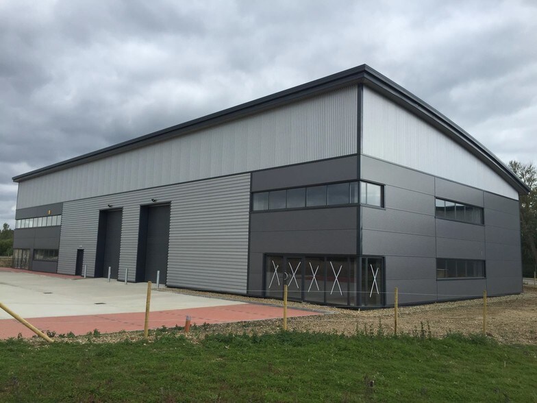 2 The Lakes Business Park, Huntingdon à vendre - Photo de l’immeuble – Image 2 sur 5