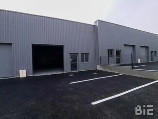 Plus de détails pour Bureau, Local d'activités à louer