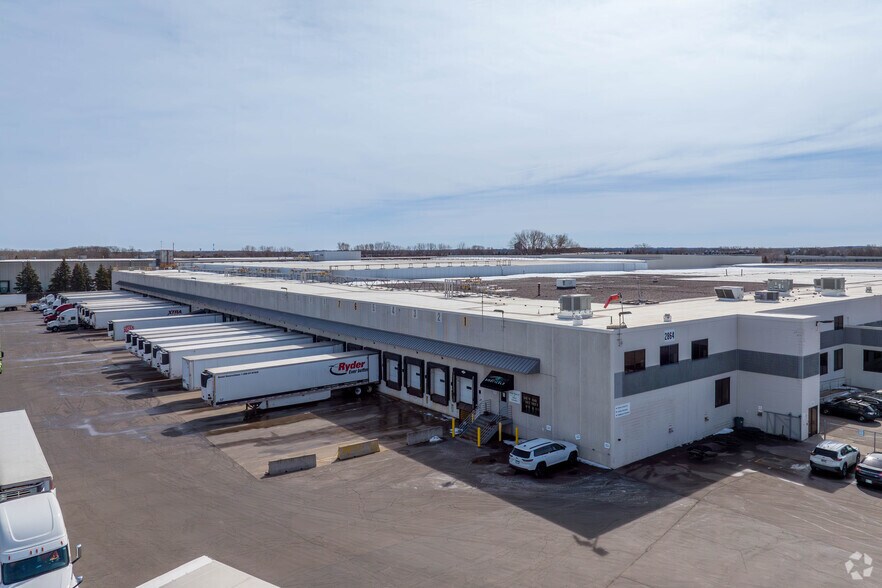 2864 Eagandale Blvd, Eagan, MN à louer - Photo de l’immeuble – Image 3 sur 4