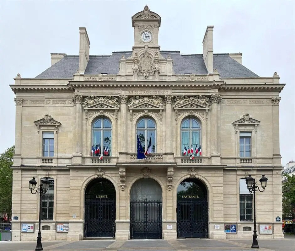 Local commercial dans Paris à louer Photo de l’immeuble– Image 1 sur 6