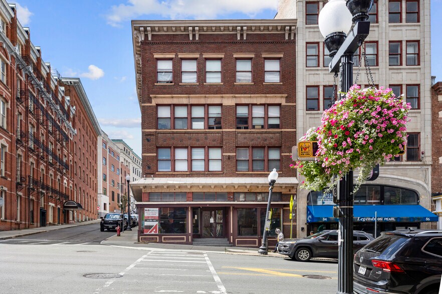 82 N Pearl St, Albany, NY à vendre - Photo de l’immeuble – Image 2 sur 52