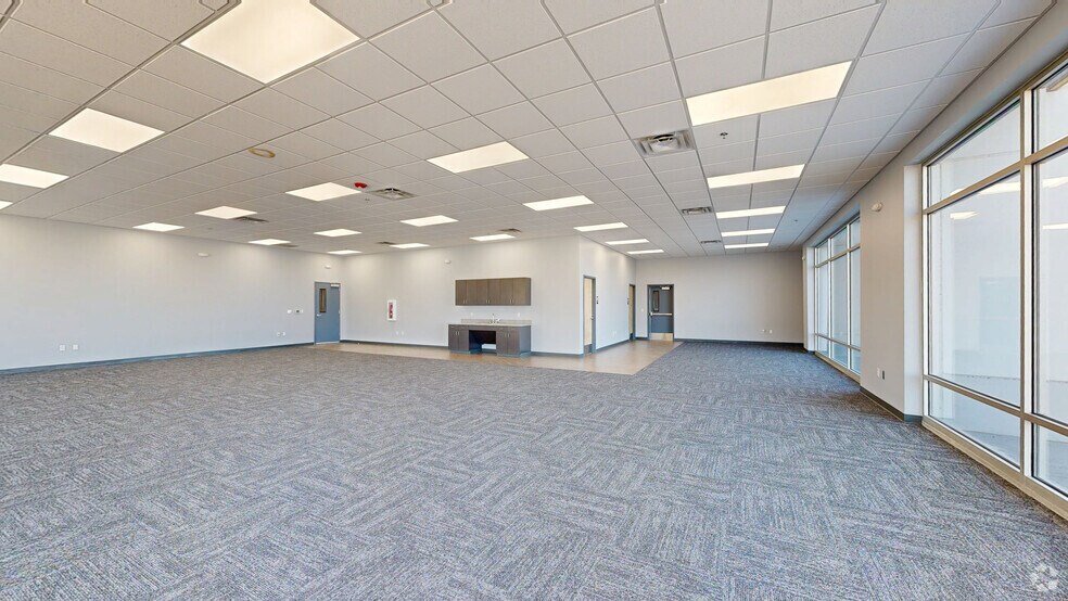Gateway Blvd W, El Paso, TX à louer - Numérisation 3D Matterport – Image 3 sur 15