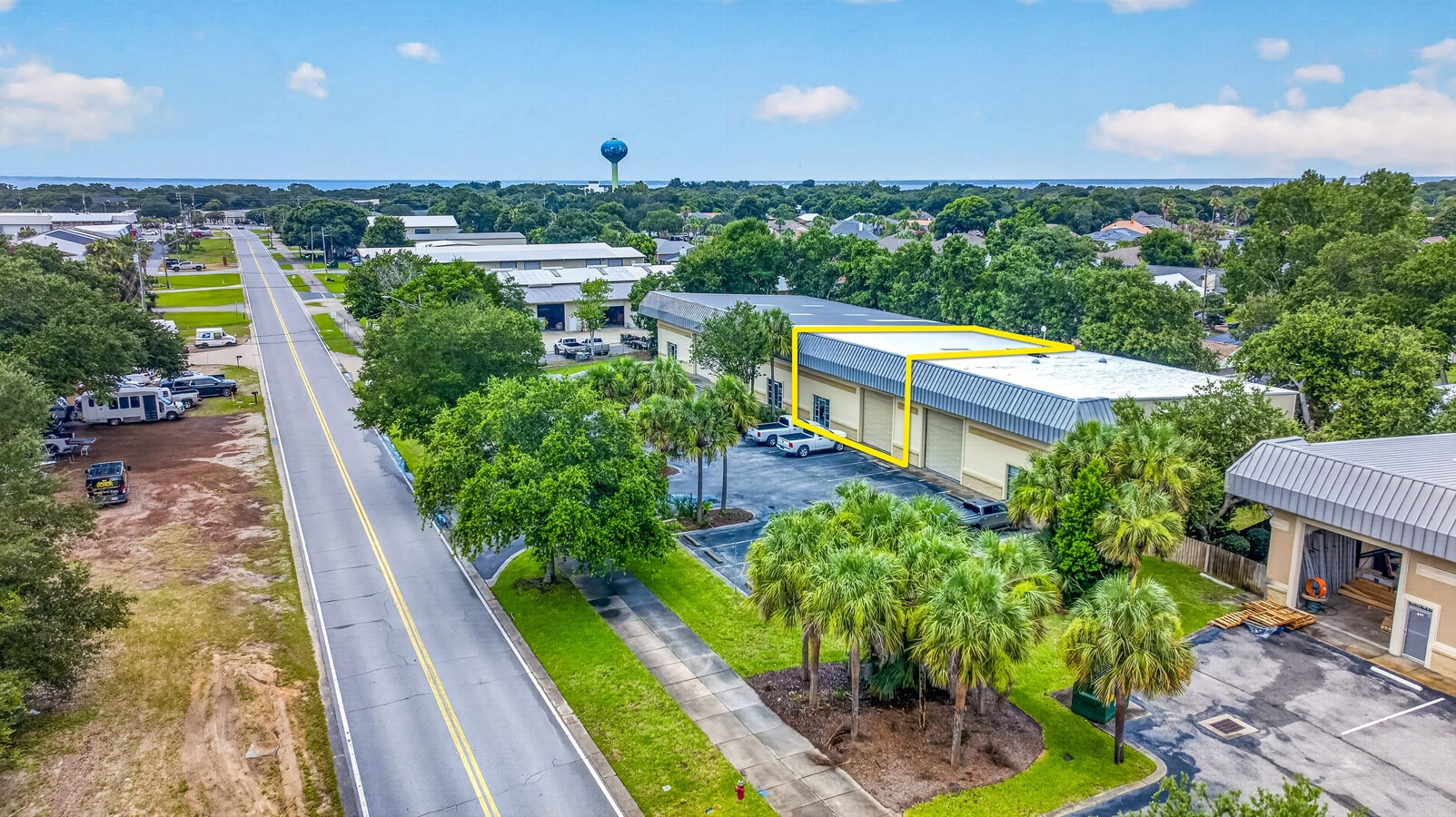 295 Azalea Dr, Destin, FL 32541 - Lot 3 - - Photo intérieure - Image 1 of 9