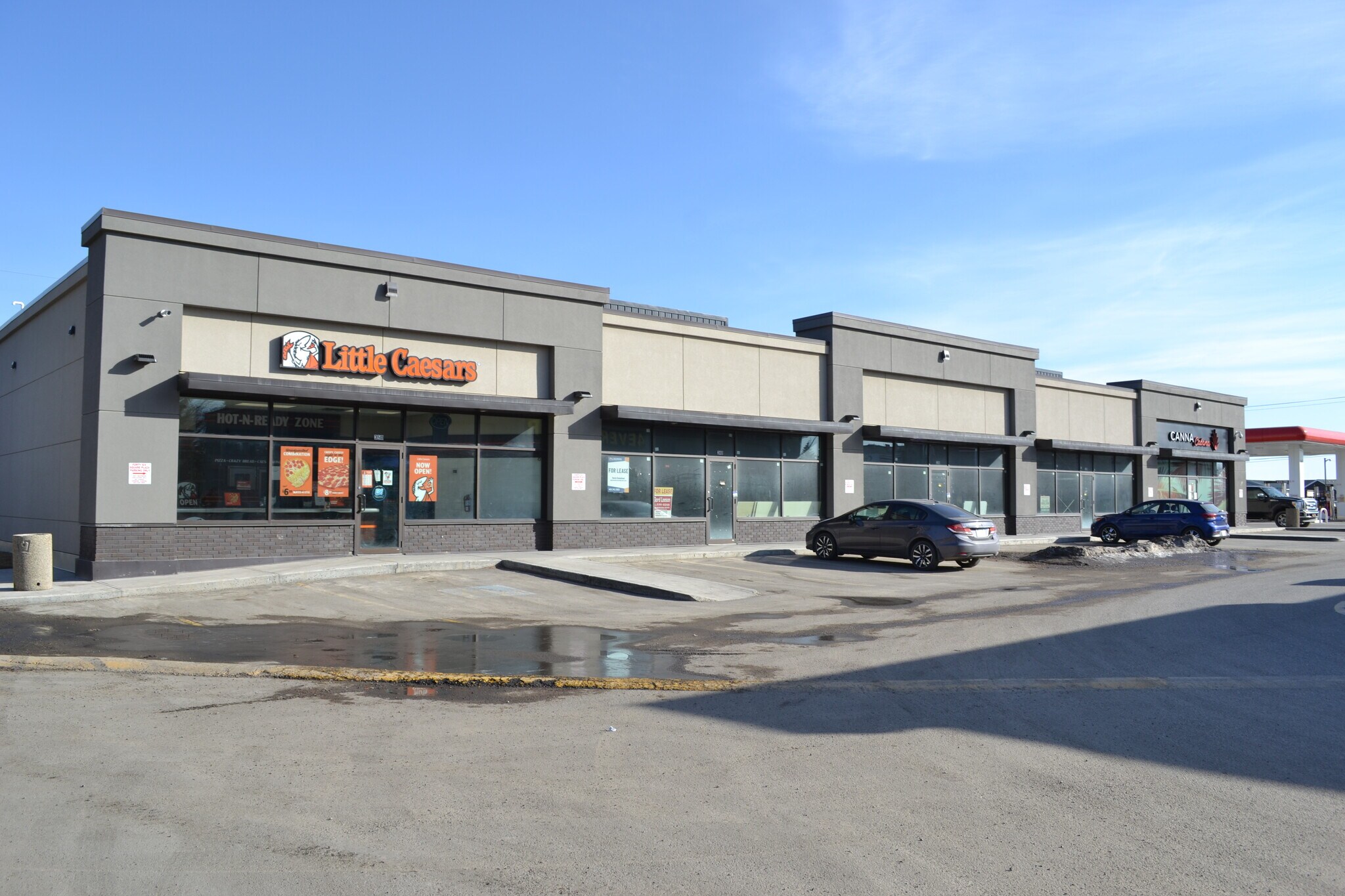 4602 46 St, Olds, AB à louer Photo de l’immeuble– Image 1 sur 2