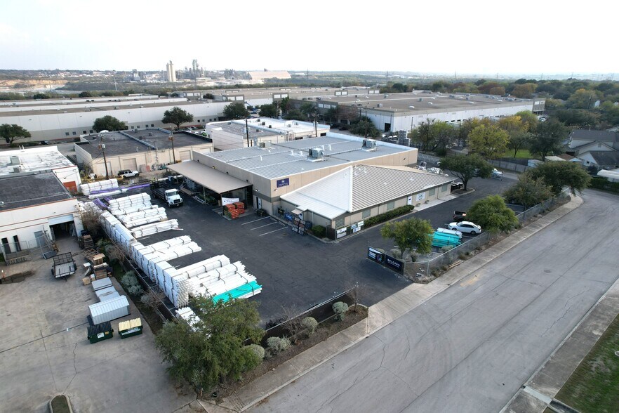 12803 O'Connor Rd, San Antonio, TX à vendre - Photo de l’immeuble – Image 3 sur 45