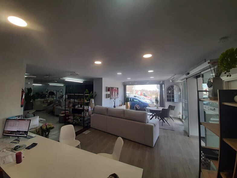 Industriel/Logistique dans Cáceres, Cáceres à vendre - Photo de l’immeuble – Image 3 sur 30