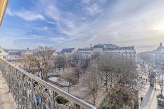 Paris - VUE AÉRIENNE  vue de carte