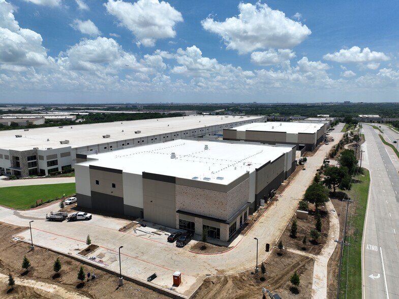 Lakeside & Gerault Pky, Flower Mound, TX à louer - Photo de l’immeuble – Image 3 sur 6