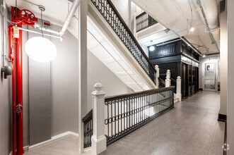 241 N Pennsylvania St, Indianapolis, IN à louer Photo intérieure– Image 1 sur 2