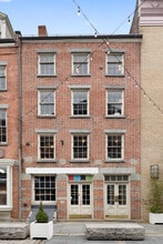 207 Front St, New York, NY à louer Photo de l’immeuble– Image 1 sur 12