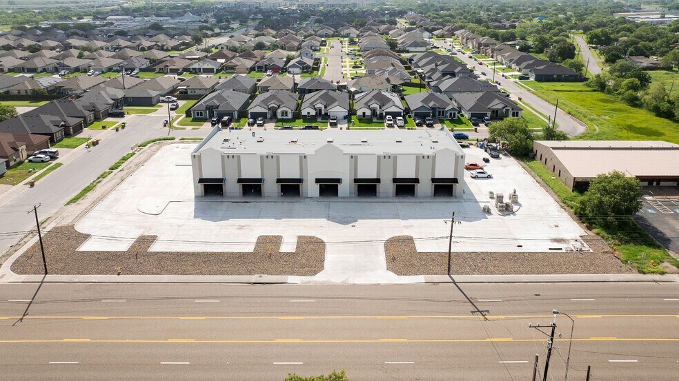 3117 McKinzie Rd, Corpus Christi, TX à louer - Photo de l’immeuble – Image 2 sur 9