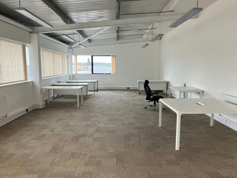 2-6 Faraday Way, Orpington à louer - Photo intérieure – Image 3 sur 6