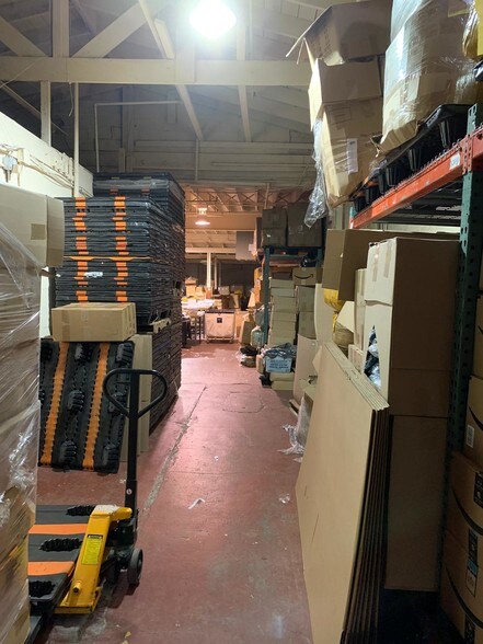 130 Patterson St, Perth Amboy, NJ à louer - Photo de l’immeuble – Image 3 sur 16