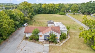 Plus de détails pour 11424 Grandview Rd, Kansas City, MO - Spécialisé à vendre