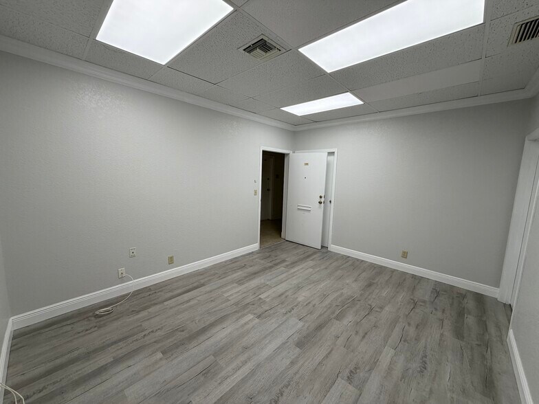7831-7865 W Sample Rd, Coral Springs, FL à louer - Photo de l’immeuble – Image 3 sur 6