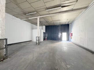 Plus de détails pour Local commercial à louer