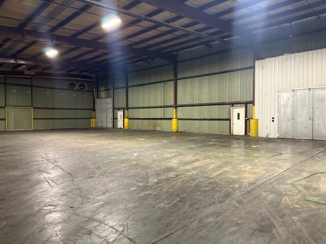 301 N Taylor Rd, Garrett, IN à louer - Photo de l’immeuble – Image 3 sur 11