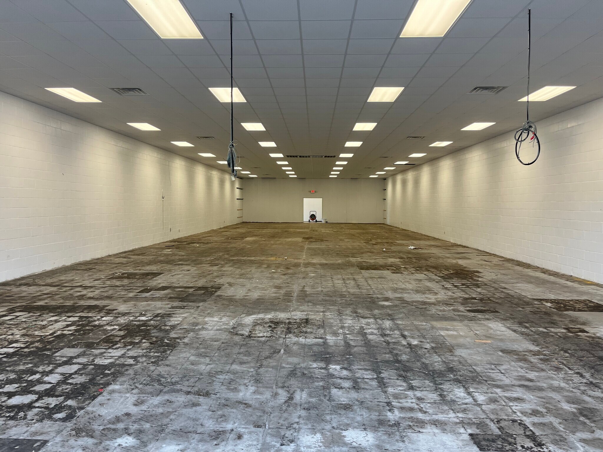 49-125 Cumberland Plz, Crossville, TN à louer Photo de l’immeuble– Image 1 sur 4