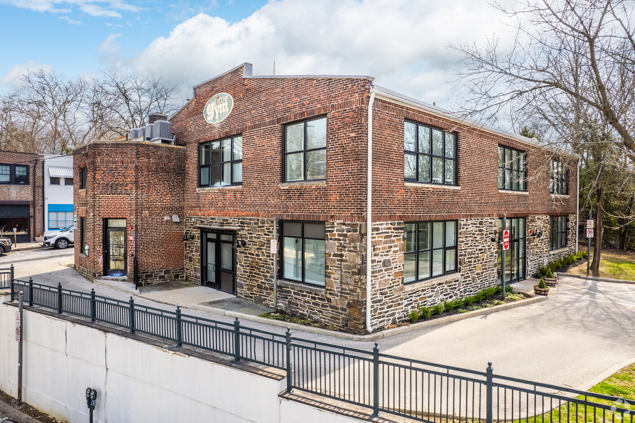 36 N Narberth Ave, Narberth, PA à vendre Photo principale– Image 1 sur 34
