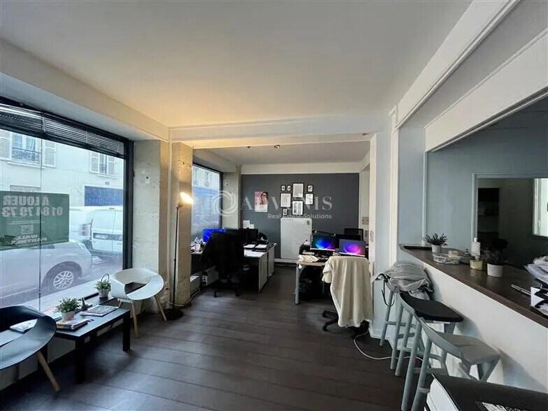Bureau dans Paris à louer - Photo de l’immeuble – Image 1 sur 5
