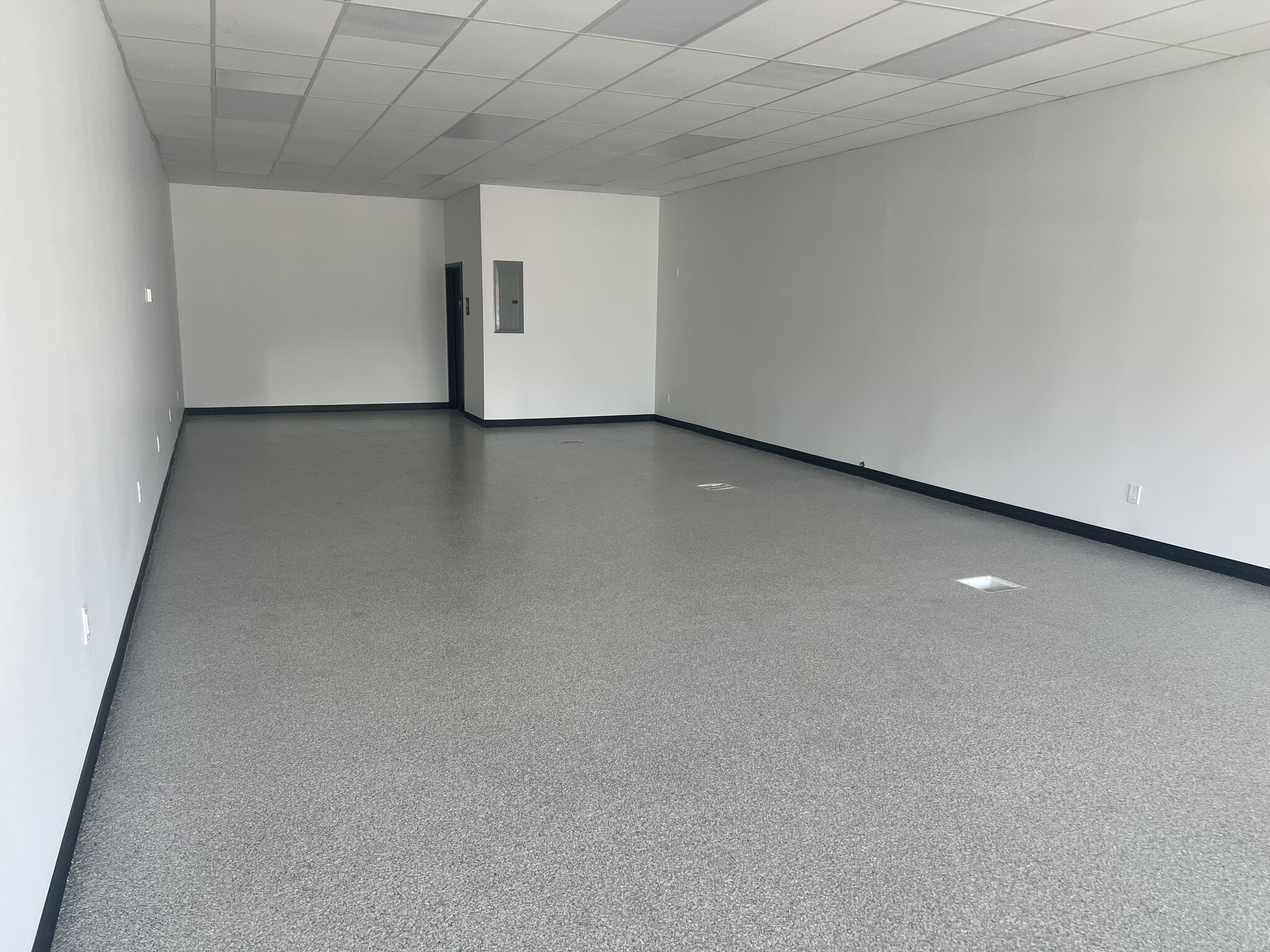 5902-5904 Atlantic Blvd, Maywood, CA à louer Photo de l’immeuble– Image 1 sur 4