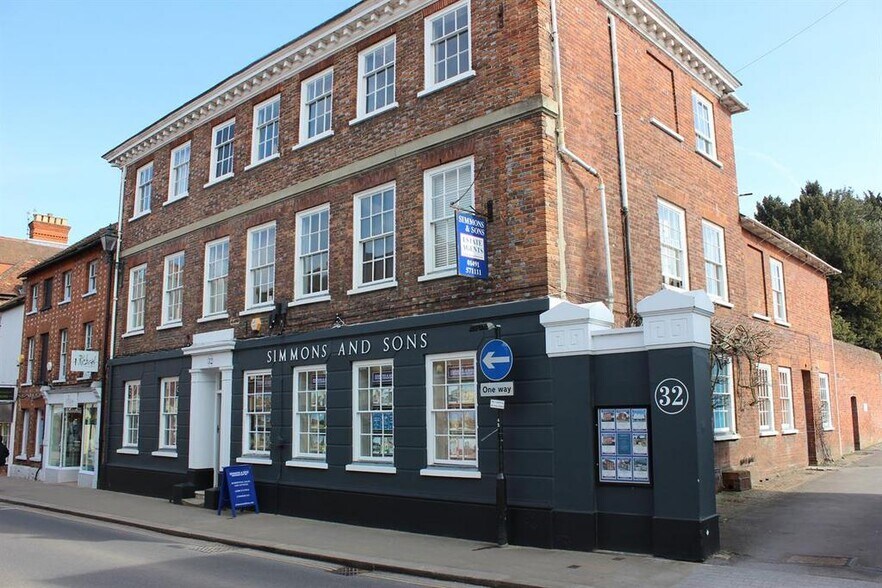 32 Bell St, Henley On Thames à louer - Photo de l’immeuble – Image 2 sur 6