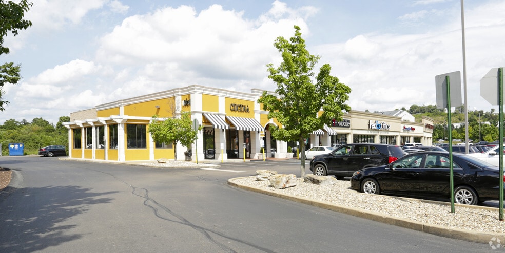 211-225 Summit Park Dr, Pittsburgh, PA à louer - Photo de l’immeuble – Image 2 sur 3