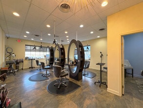 419 Worcester Rd, Framingham, MA à louer Photo intérieure– Image 2 sur 7