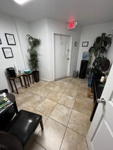 1600-1650 NW 34th Ter, Lauderhill, FL à louer Photo intérieure– Image 2 sur 6