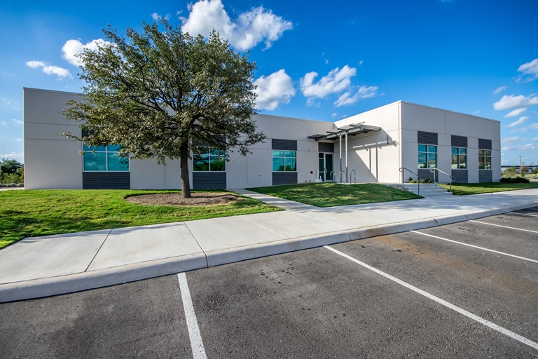 8019 S New Braunfels Ave, San Antonio, TX à louer - Photo de l’immeuble – Image 2 sur 4