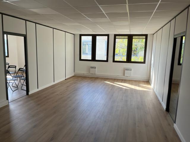 Plus de détails pour 22 Rue John Maynard Keynes, Marseille - Bureau à vendre