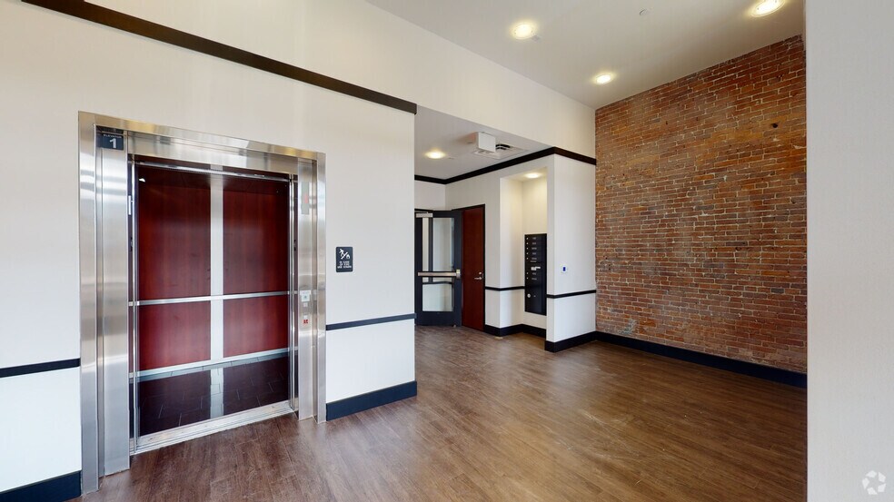 2400 8th Ave, Altoona, PA à vendre - Numérisation 3D Matterport – Image 3 sur 41