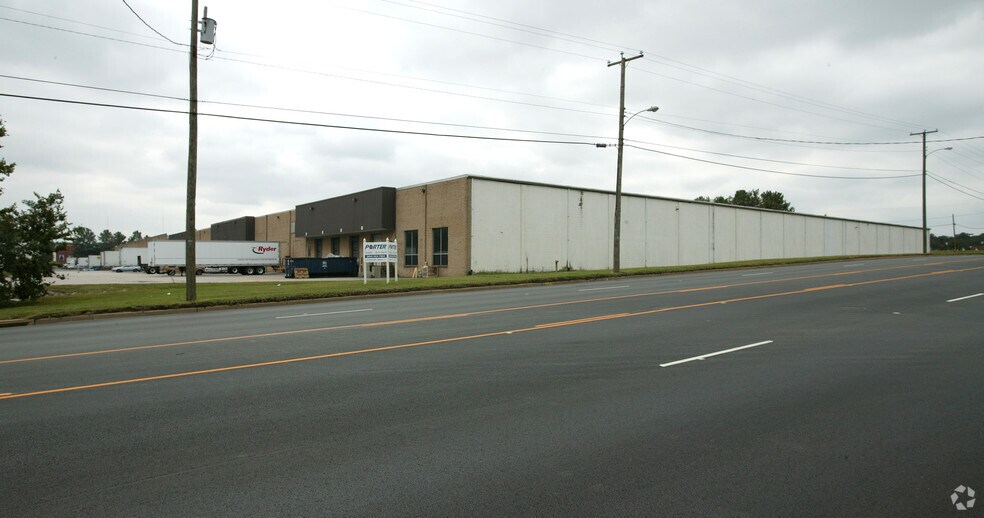 2901 Bells Rd, Richmond, VA à louer - Photo de l’immeuble – Image 2 sur 5