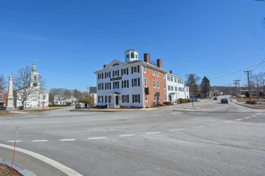 25 Grafton, Grafton, MA à vendre - Photo de l’immeuble – Image 3 sur 34