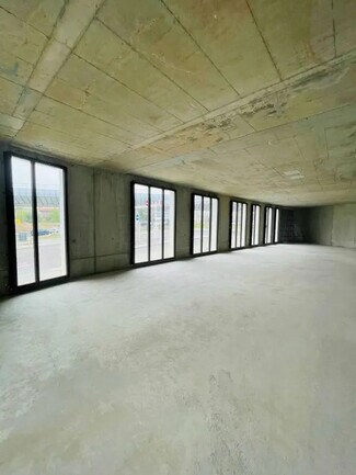 Plus de détails pour Local commercial à vendre