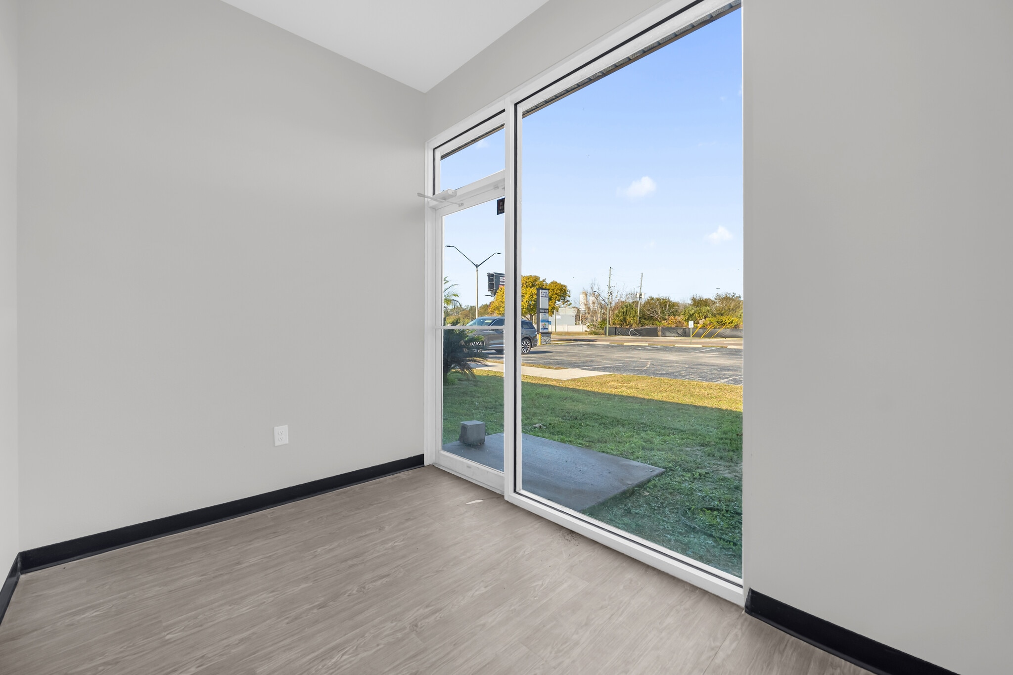 1114-1130 E Plant St, Winter Garden, FL à louer Photo intérieure– Image 1 sur 9