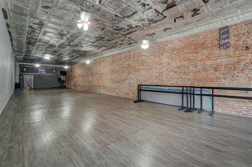 211 E Main St, Shawnee, OK à vendre - Photo de l’immeuble – Image 3 sur 20