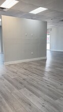 3321 Del Prado Blvd S, Cape Coral, FL à louer - Vidéo sur l’annonce professionnelle 