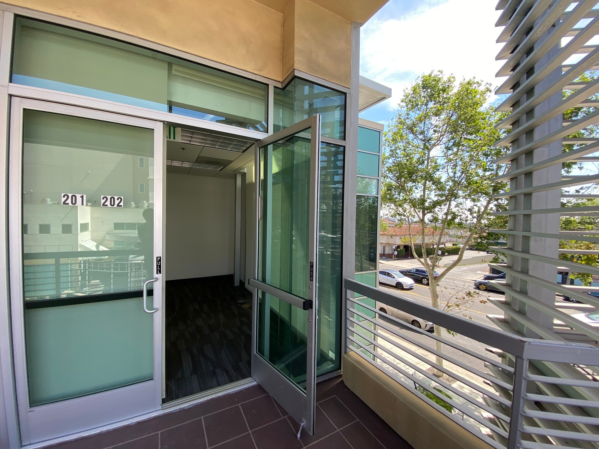 123 E Valley Blvd, San Gabriel, CA à louer Photo intérieure– Image 1 sur 9