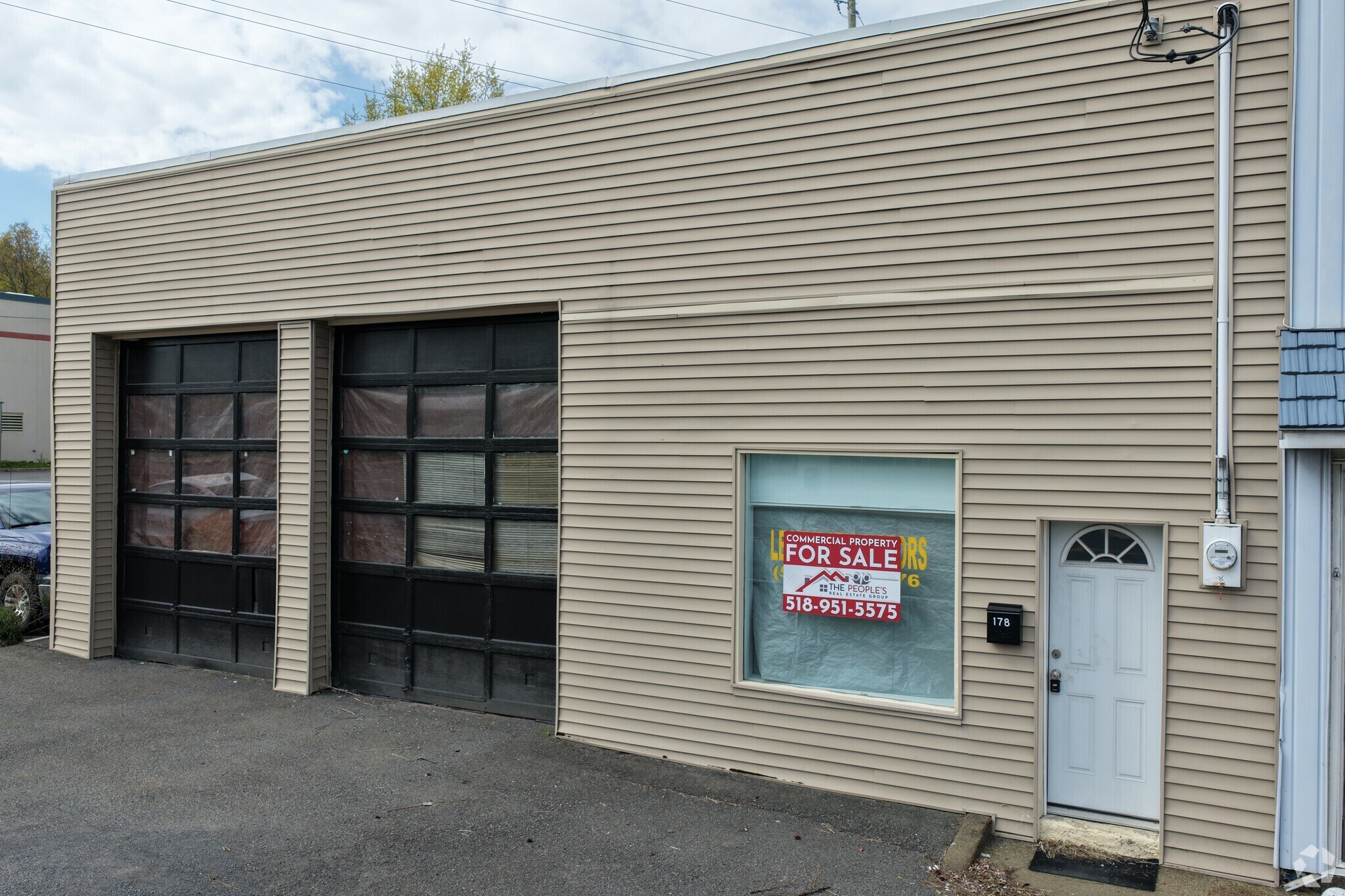 178 Columbia Tpke, Rensselaer, NY à vendre Photo principale– Image 1 sur 34