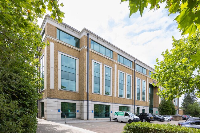 Plus de détails pour 2 Arlington Sq, Bracknell - Coworking à louer