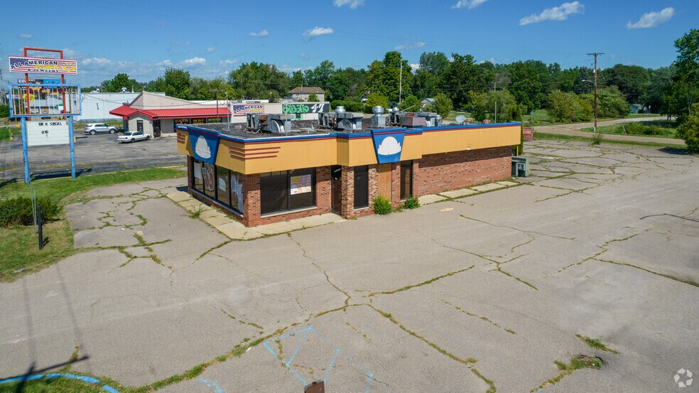 3095 S Dort Hwy, Burton, MI à vendre - Photo de l’immeuble – Image 3 sur 5