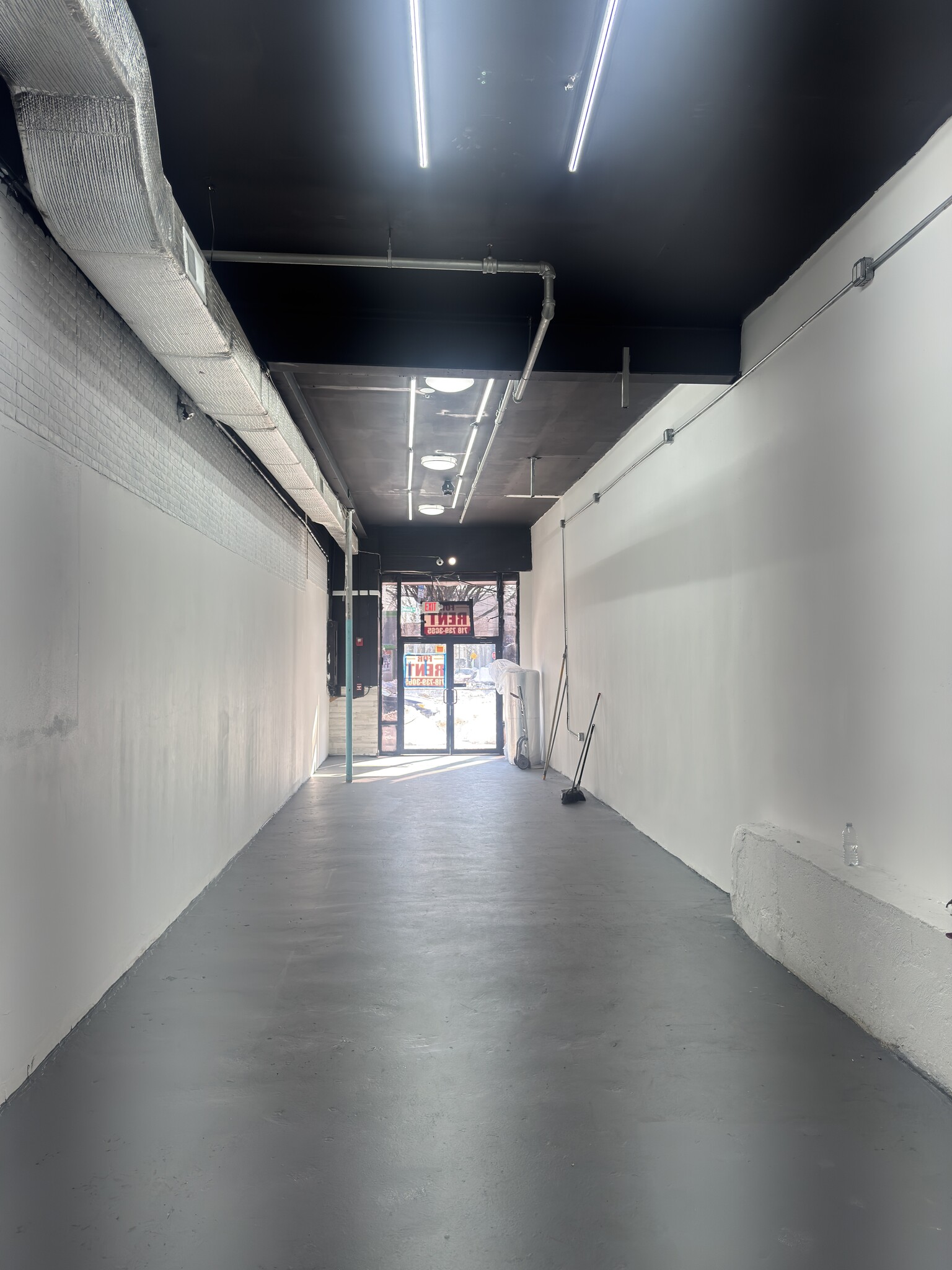 182 Jamaica ave, Jamaica, NY à louer Photo intérieure– Image 1 sur 9