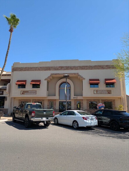 16712 E Avenue of the Fountains, Fountain Hills, AZ à vendre - Photo de l’immeuble – Image 2 sur 6