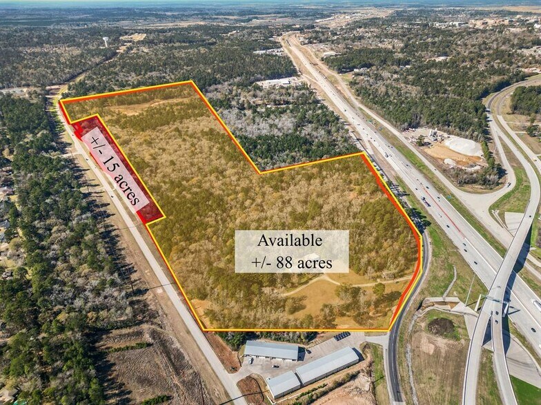 000 Veterans Memorial Parkway, Huntsville, TX à vendre - Photo principale – Image 1 sur 8