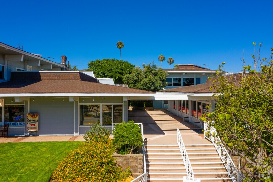 500 S Sepulveda Blvd, Manhattan Beach, CA à louer - Photo de l’immeuble – Image 2 sur 11