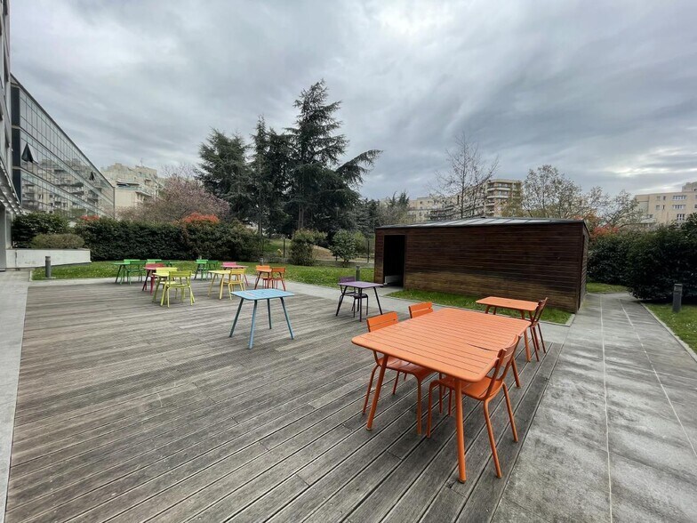 19 Rue Mozart, Clichy à louer - Photo de l’immeuble – Image 1 sur 5
