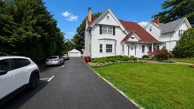 664 Franklin Ave, Nutley, NJ à louer Photo de l’immeuble– Image 2 sur 12